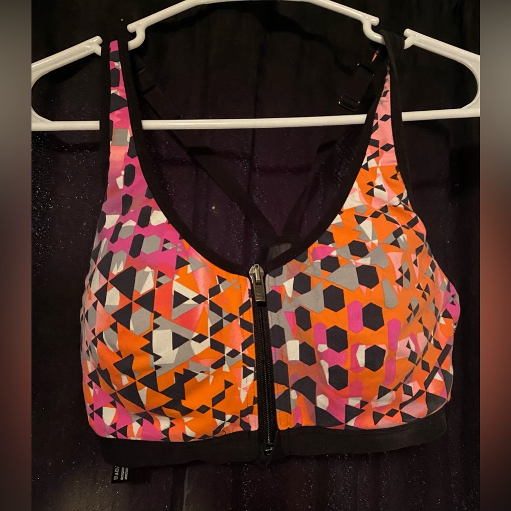 Victoria secret’s Victoria sport sports bra size 32D/E70
